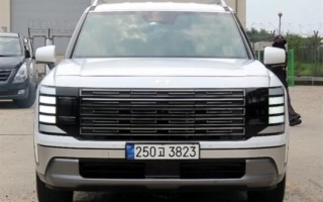 더뉴팰리세이드 중고차 디 올 뉴 팰리세이드 2.5T 2WD 9인승 매물 사진 19 - 2025/03 36,120km