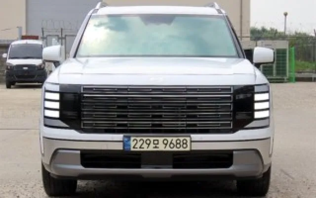 더뉴팰리세이드 중고차 디 올 뉴 팰리세이드 2.5T 2WD 9인승 매물 사진 18 - 2025/03 20,221km